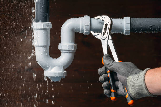 Professional Drain Cleaning technician working in Moline, IL